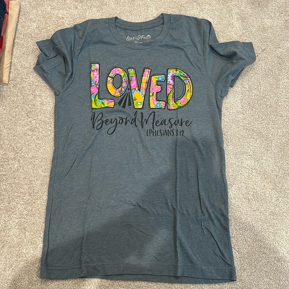 LOVED BEYOND MEASURE T-SHIRT - Picture 1 of 1